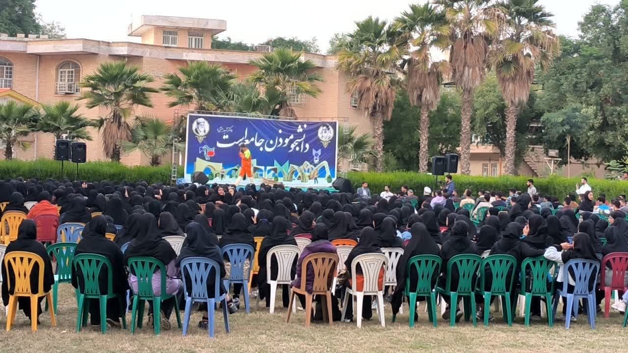اجتماع یکهزار نفری روز دانشجو در دانشگاه آزاد دزفول