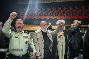 مهدی چمران رییس شورای شهر در مراسم گرامیداشت سرلشکر شهید مهدی ربانی و سرلشکر شهید غلامرضا محرابی معاونان سابق اطلاعات و عملیات ستاد کل نیروهای مسلح