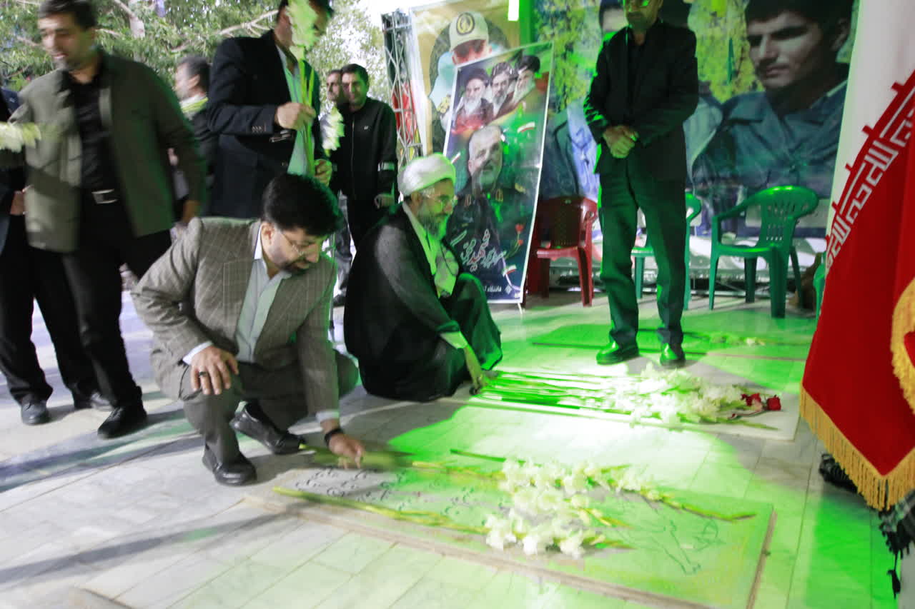 استان مرکزی؛ مهد نخبگان و سنگر دفاع مقدس؛ از امام خمینی(ره) تا پروفسور حسابی