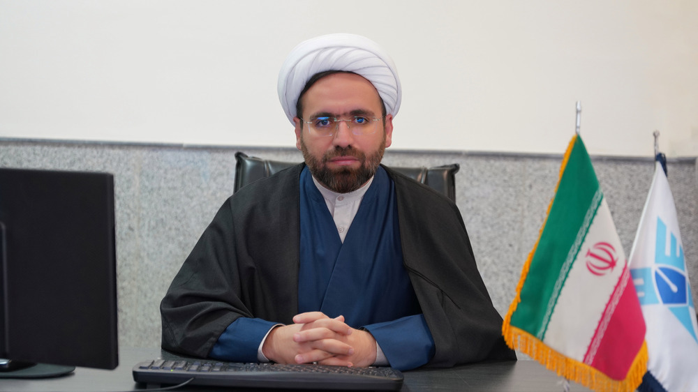 سایه وابستگی؛ سیاستهای استعماری و تحقیر ملی در دوران پهلوی سایه وابستگی؛ سیاستهای استعماری و تحقیر ملی در دوران پهلوی