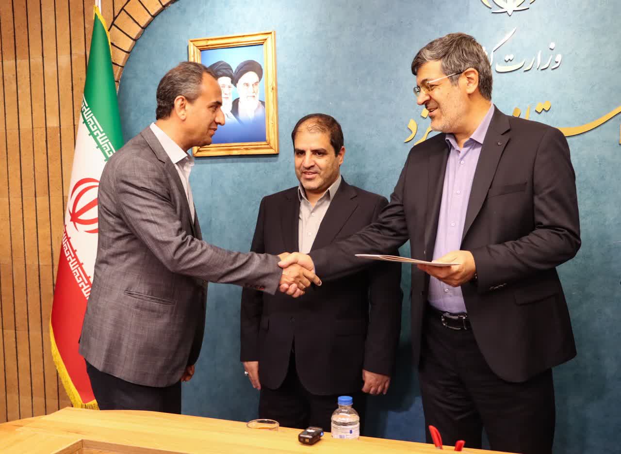 رتبه نخست دانشگاه آزاد اسلامی واحد یزد در جشنواره فرهیختگان؛ شکستن رکورد‌های علمی و فناورانه