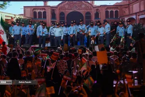 اجتماع بزرگ مردمی &laquo;عید بیعت&raquo; در میدان امام حسین (ع)