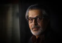 انتخاب در مرز شرافت و وطن‌فروشی