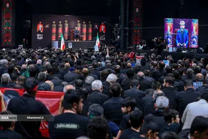 مراسم عزاداری شام غریبان حسینی در جوار محل شهادت قائد شهید
