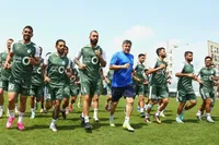 زمان شروع تمرینات استقلال به تعویق افتاد