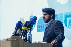 عبدالمطهر محمدخانی رئیس مرکز ارتباطات و امور بین&zwnj;الملل شهرداری تهران