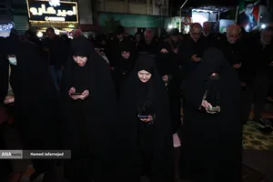 اقامه نماز استغاثه به امام زمان زمان(عج) - چهارراه نبرد خیابان پیروزی