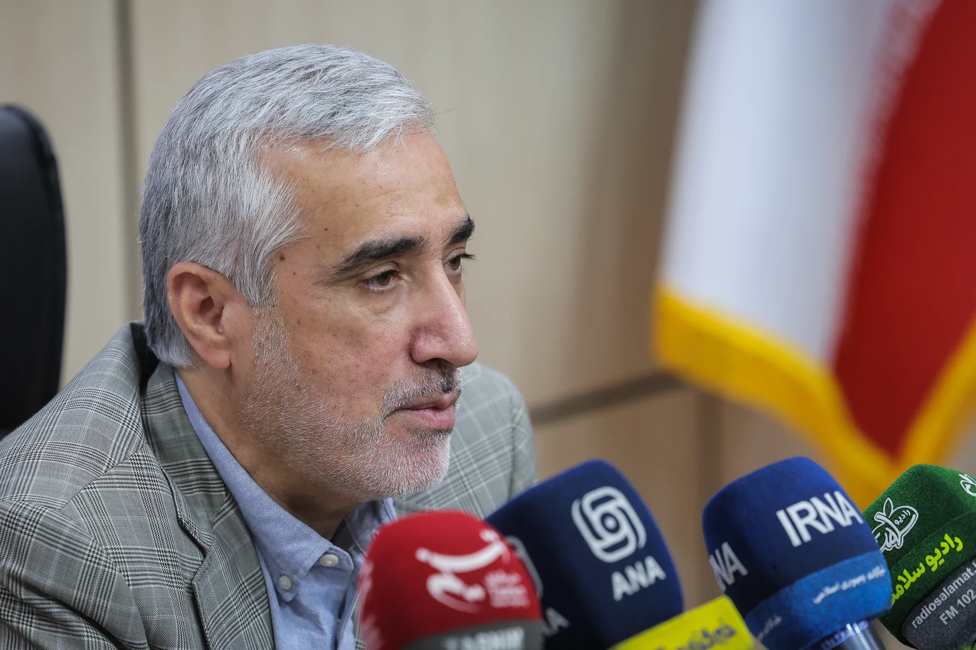 نشست خبری مهدی پیرصالحی رئیس سازمان غذا و دارو
