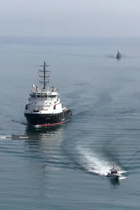 ورود شناور نیروی دریایی روسیه به رزمایش مرکب امداد و نجات دریای خزر ۲۰۲۵