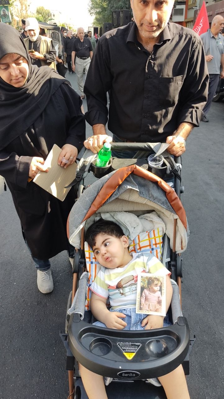 در مسیر حسین؛ تهران قدم‌به‌قدم به اربعین می‌رسد/ روایتی از موشک‌ها و پرچم‌های انتقام +عکس و فیلم