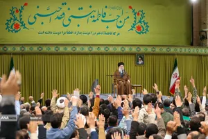 دیدار هزاران نفر از مداحان و ستایشگران اهل بیت(ع) با رهبر معظم انقلاب