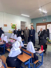 بازدید رئیس سما از مدارس ارومیه؛ تأکید بر مهارت‌آموزی و هوش مصنوعی