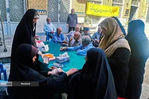 برنامه خادمیاران و یاوران رضوی خدمت&zwnj;رسانی خادمیاران کانون سلامت منطقه ۱۴ به مردم هم&zwnj;زمان با ولادت امام عسکری(ع)دارالمومنین تهران