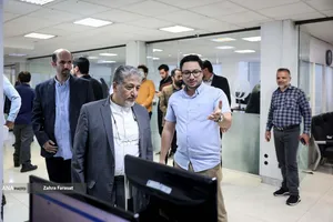 بازدید بیژن رنجبر رییس دانشگاه آزاد اسلامی از تحریریه خبرگزاری آنا