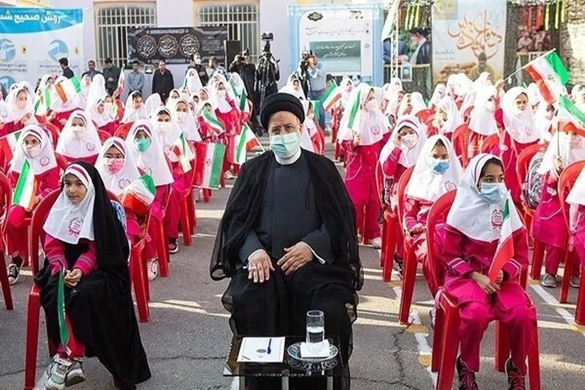 از بازگشت ۱۳۰ هزار دانش‌آموز بازمانده از تحصیل به مدارس تا ساخت بیش از ۷ هزار فضای آموزشی