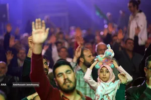 مراسم جشن بزرگ خانوادگی &laquo;به عشق مهدی&raquo; 