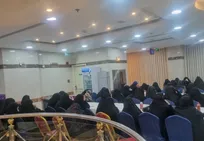 محفل انس و معرفت زائران ایرانی در جوار حرم نبوی+فیلم
