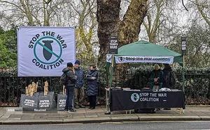 تظاهرات ساکنان لندن در حمایت از جمهوری اسلامی ایران و محکوم کردن حملات صهیونی - آمریکایی به خاک ایران