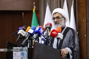 آیین رونمایی از کتاب &laquo;پزشک جامعه شناس&raquo;
