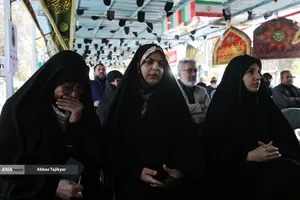 گردهمایی هنرمندان بسیجی به مناسبت هفته هنر و قدردانی از رزمندگان اسلام