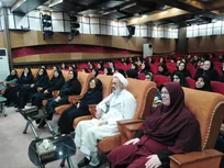 دختران نقش‌آفرین روش‌های کسب و کار را فراگرفتند