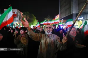 وداع و تشییع پیکر مطهر فرمانده یگان ویژه فاتحین سردار سرتیپ پاسدار شهید محمد علی فتحعلی زاده و&zwnj; همرزمانش