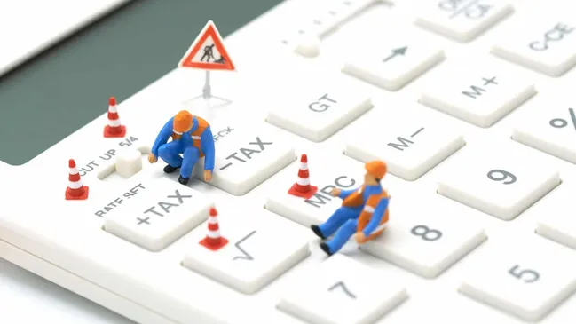 سقف ۴۰ میلیونی مالیات مانع افزایش حداقل دستمزد نیست/ معیشت حقوق‌بگیران با معافیت مالیاتی حل نمی‌شود