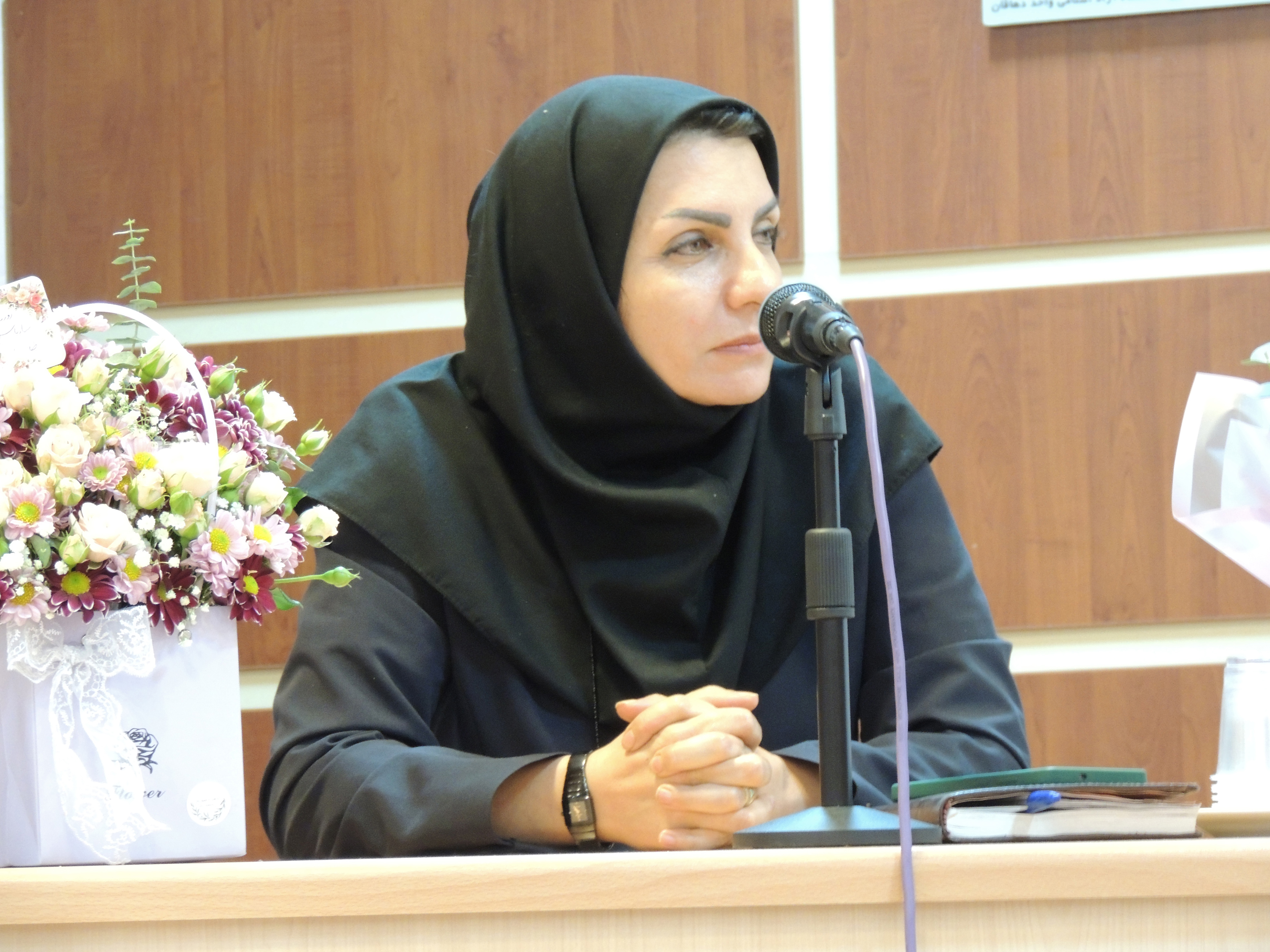 بررسی جایگاه ابوالفرج رونی در گذار شعر فارسی از سبک خراسانی به عراقی