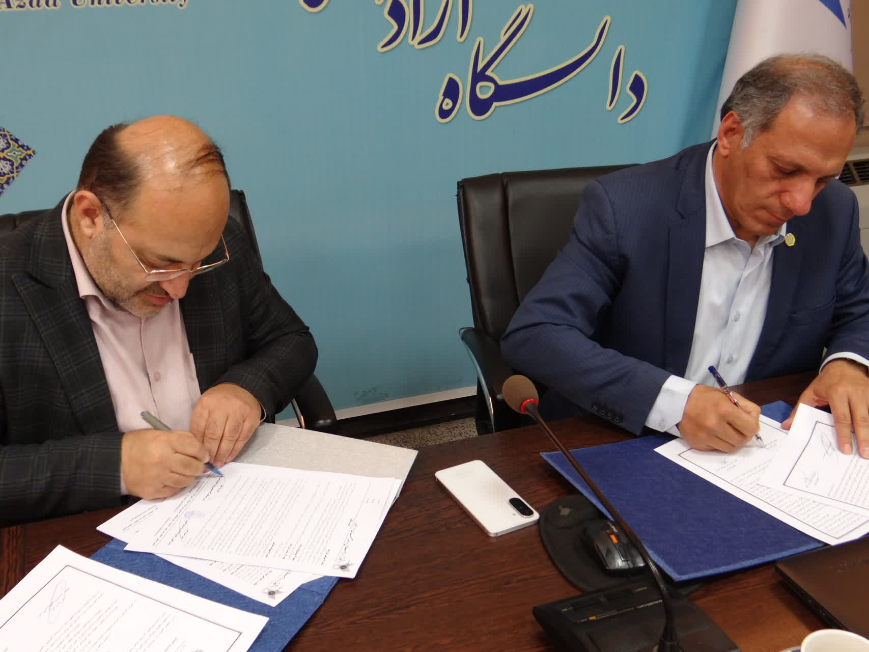 جزئیات تفاهم‌نامه میان دانشگاه آزاد اسلامی اصفهان و کانون وکلای دادگستری