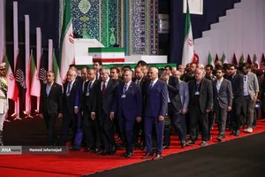 ادای احترام ادیان مختلف بر پیکر رهبر مجاهد شهید انقلاب
