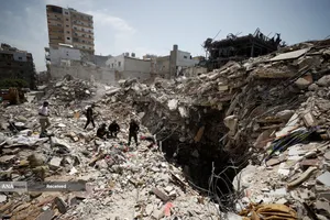 بازگشت مردم مقاوم به جنوب لبنان بعد از اعلام آتش بس 10 روزه