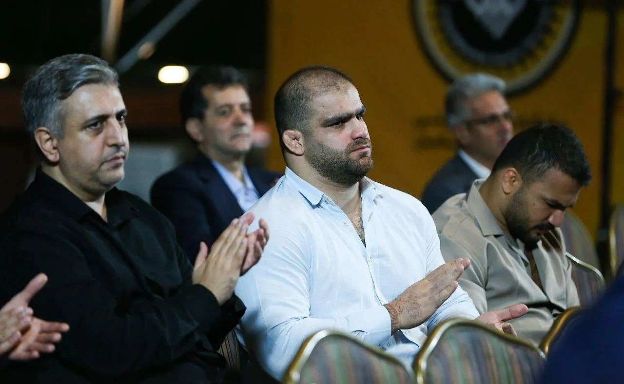 امین میرزازاده 