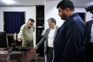 بازدید بیژن رنجبر رییس دانشگاه آزاد اسلامی از سرویس عکس خبرگزاری آنا