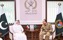 وزیر خارجه کویت با نخست‌وزیر و فرمانده ارتش پاکستان دیدار کرد