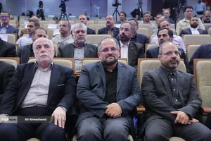 تجلیل از تیم&zwnj;های قهرمان دانشگاه آزاد اسلامی با حضور دکتر بیژن رنجبر