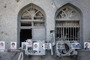 حمله هوایی آمریکایی - صهیونی به داﻧﺸﮕﺎه صنعتی شریف
