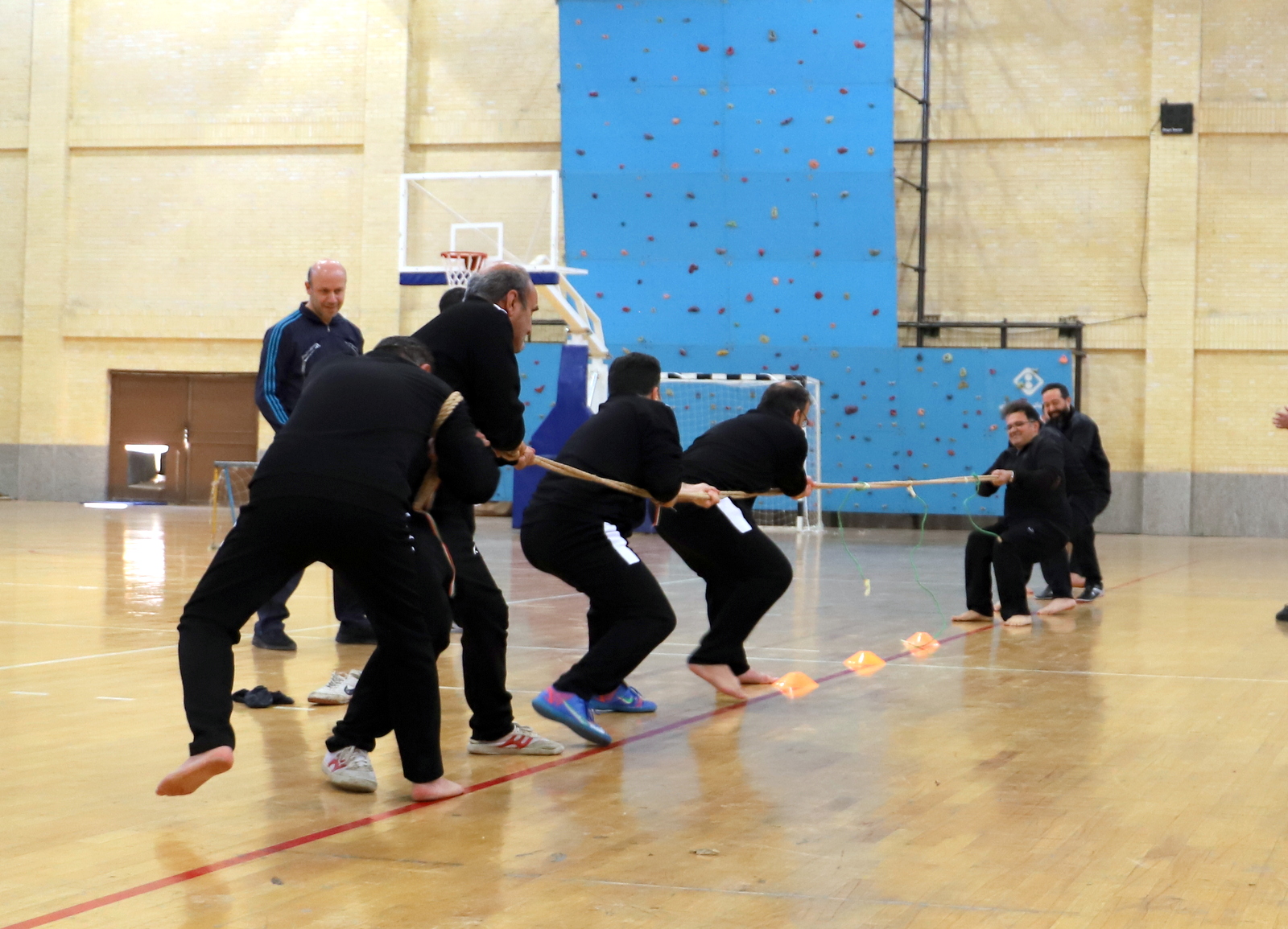 برگزاری مسابقات ورزشی گرامیداشت جانباز سرافراز «آرش طاهریان» در دانشگاه آزاد سمنان برگزاری مسابقات ورزشی گرامیداشت جانباز سرافراز «آرش طاهریان» در دانشگاه آزاد سمنان