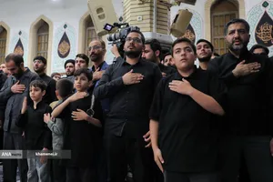 عزاداری شب شهادت حضرت فاطمةالزهرا سلام&zwnj;الله&zwnj;علیها در حسینیه امام خمینی(ره)