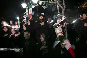 دومین شب عزاداری در سوگ رهبر شهید انقلاب - خیابان نبرد