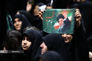 دومین شب مراسم عزاداری حضرت اباعبدالله الحسین(ع) از طرف رهبر انقلاب
