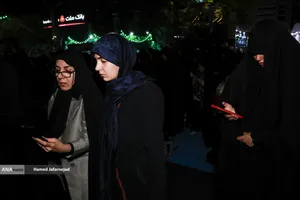 اقامه نماز استغاثه به امام زمان زمان(عج) - چهارراه نبرد خیابان پیروزی