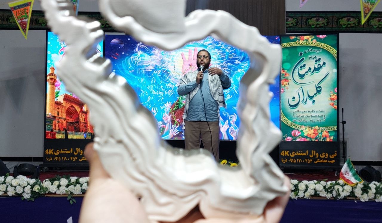 اطعام غدیری ۸۰۰ مهمان و نورافشانی در روستای «شمس‌آباد»؛ یادی از دانش‌آموزان شهید میناب+ فیلم