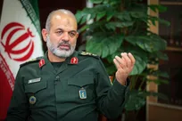 سردار وحیدی: این خاک و این ملت، تسلیم نخواهند شد
