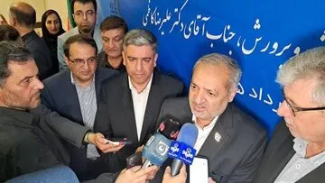 وزیر آموزش و پرورش