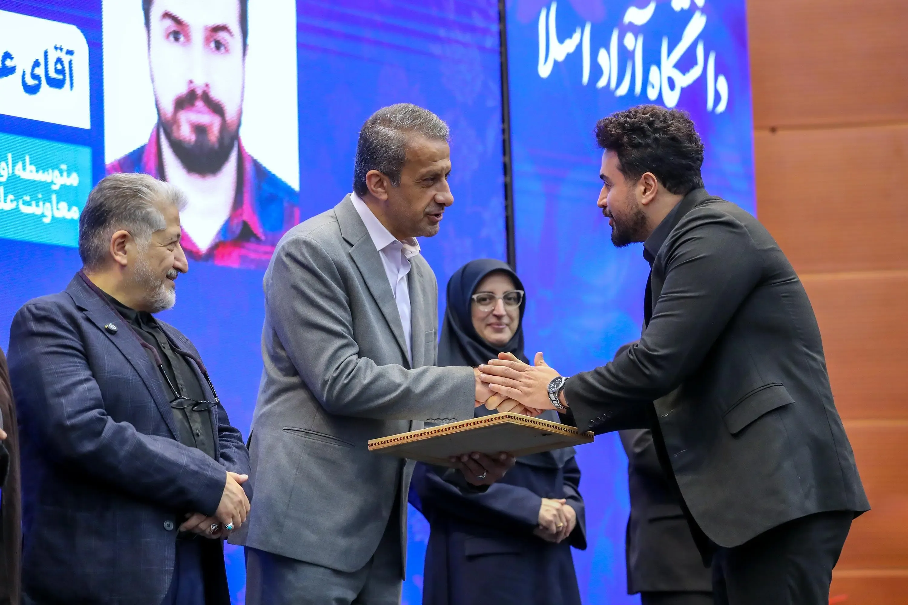 علی طاهری