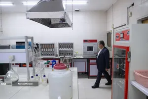 بازدید رنجبر از شرکت&zwnj;های دانش بنیان دانشگاه آزاد اسلامی استان اصفهان