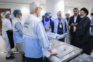 بازدید حجت الاسلام سید عبدالفتاح نواب سرپرست حجاج ایرانی از روند خدمت رسانی به زائران حج