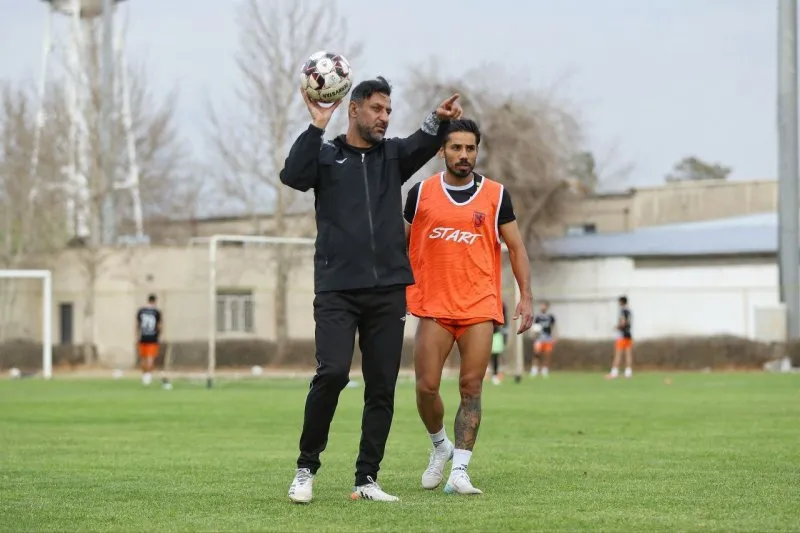 هادی شکوری