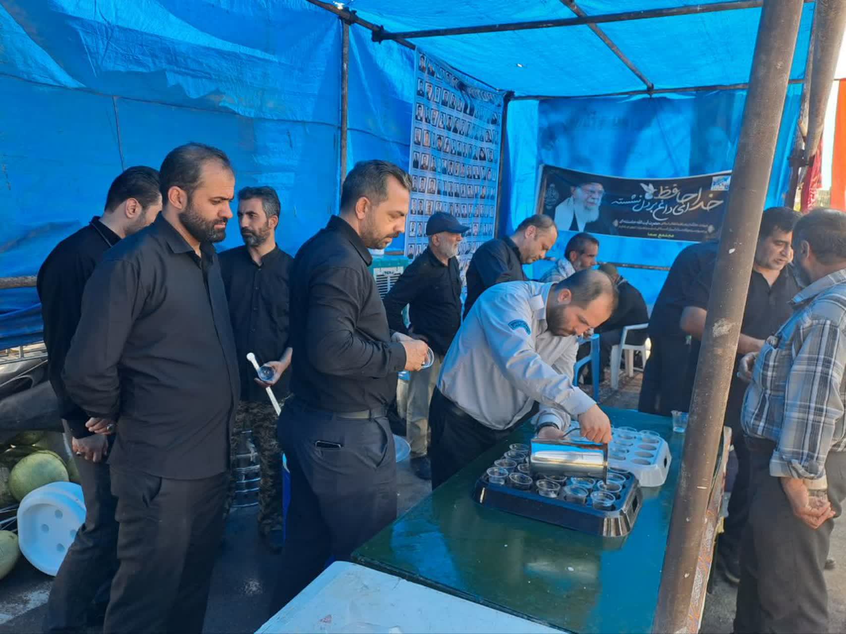 تکاپوی خدمت در مسیر بازگشت؛ دانشگاه علوم و فناوری پردیس، پناهگاهی برای استراحت و تجدید قوای زائران تکاپوی خدمت در مسیر بازگشت؛ دانشگاه علوم و فناوری پردیس، پناهگاهی برای استراحت و تجدید قوای زائران
