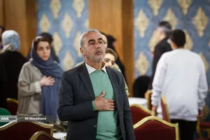 آیین بدرقه خانواده&zwnj;های آسیب&zwnj;دیده در جنگ به زیارت امام رضا(ع)
